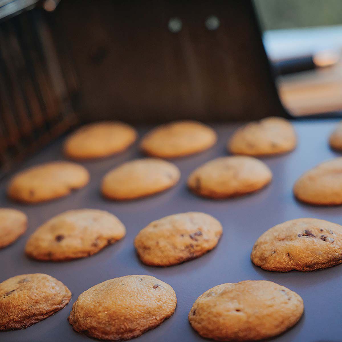 Weber Crafted Glazed Pizza Stone, , bcf_hi-res