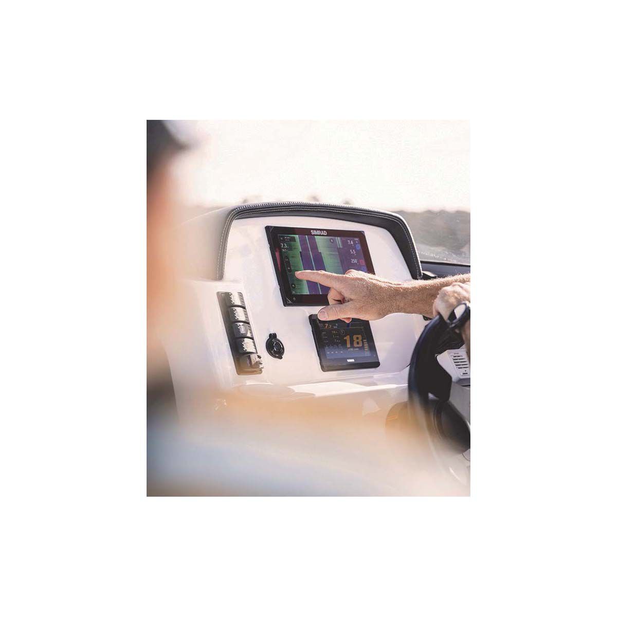 Simrad NSX 3009 Sounder Combo 9in, , bcf_hi-res