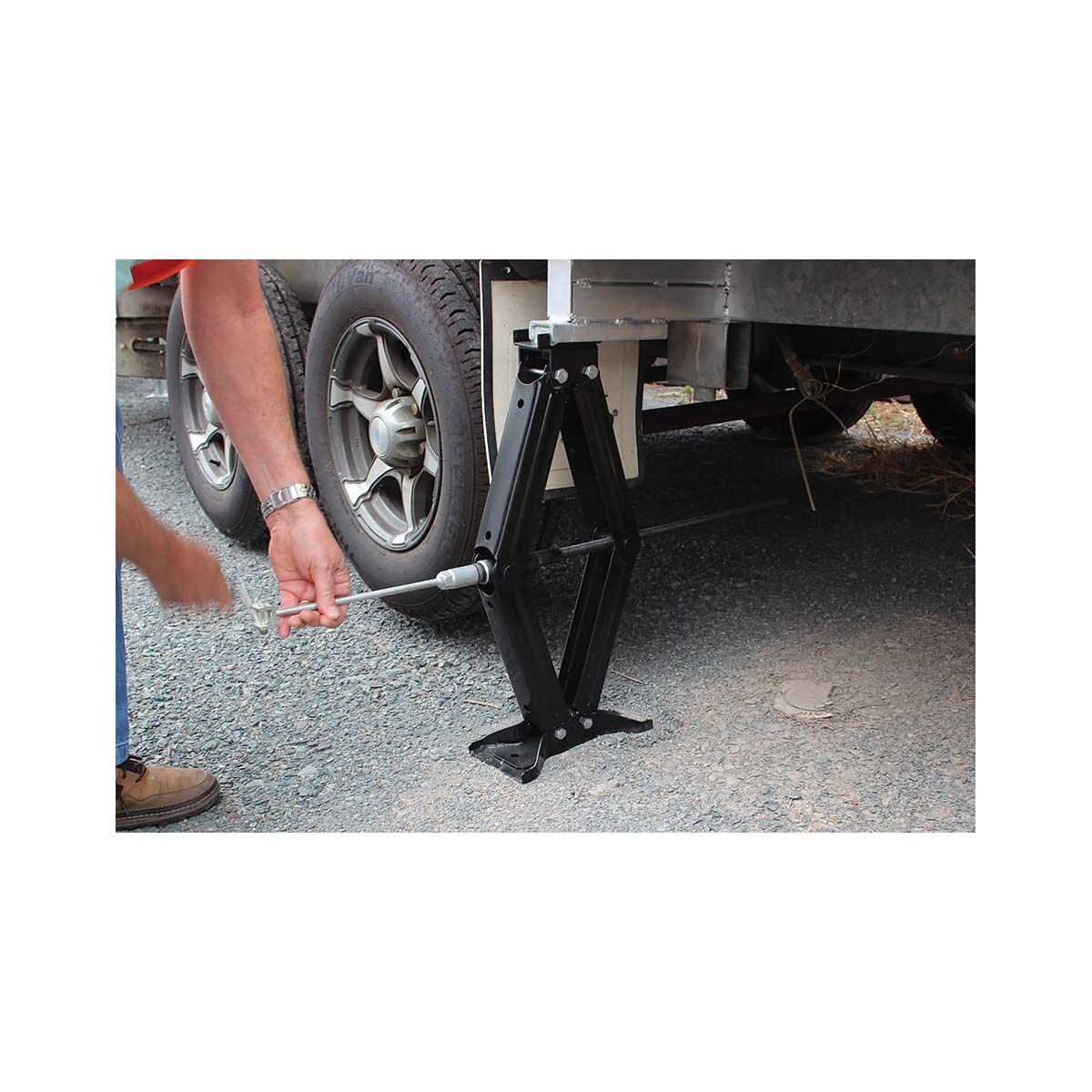 Explore Caravan Scissor Jack, , bcf_hi-res