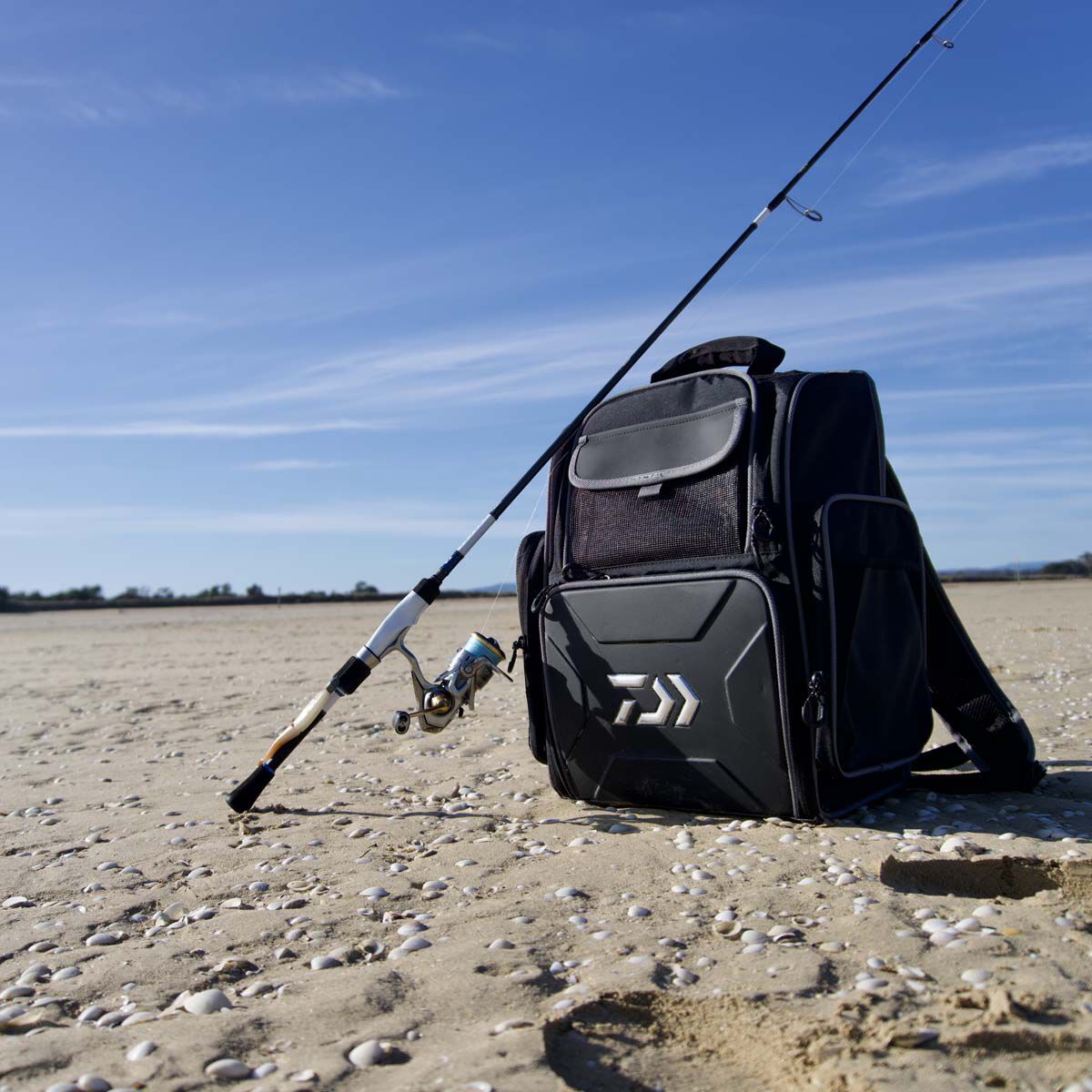 Daiwa D Vec Backpack Tackle Bag BCF