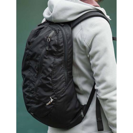 Macpac Kahuna Backpack 18L Black, Black, bcf_hi-res