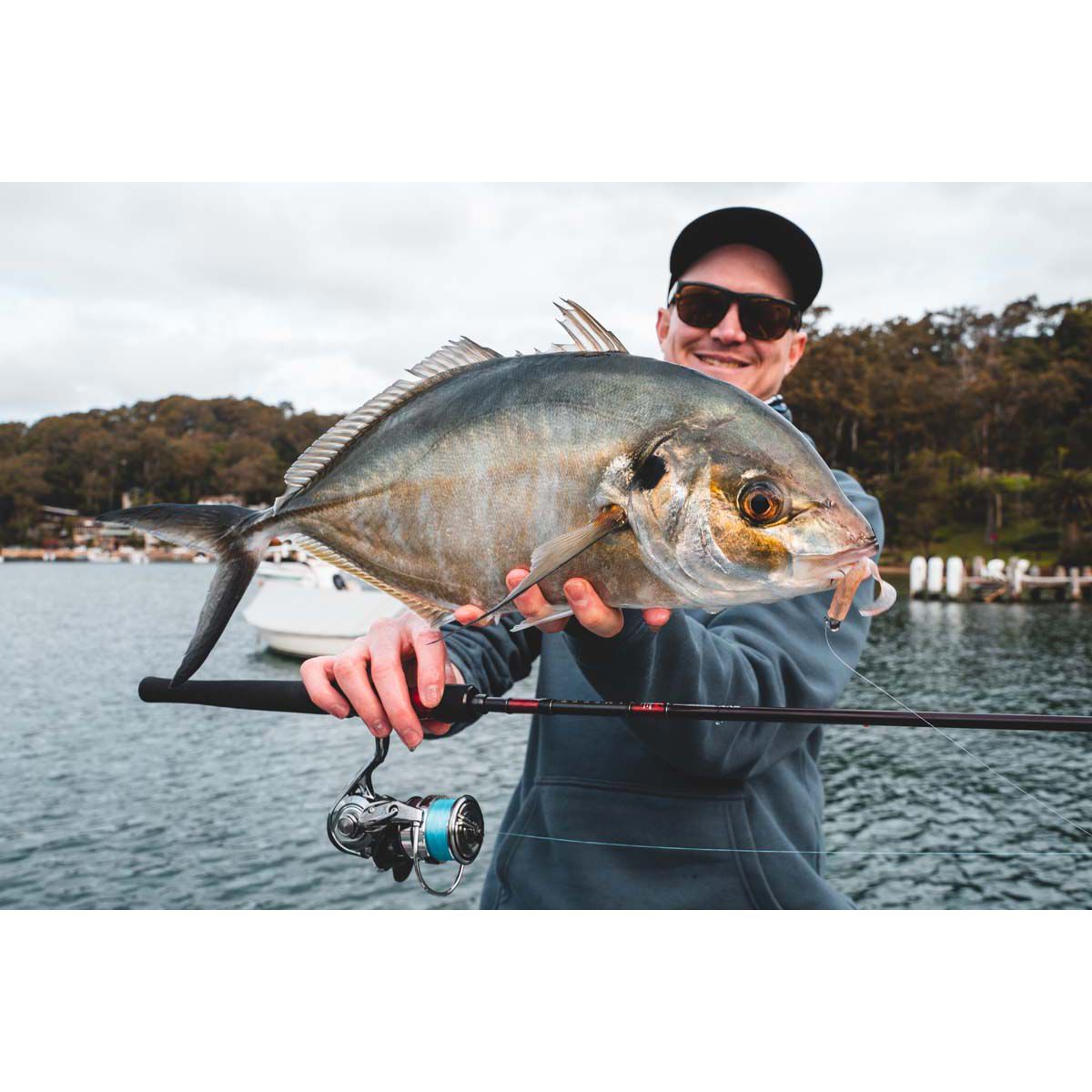 Daiwa Bait Junkie Grub Soft Plastic Lure 2.5in Yabbie Uv, Yabbie Uv, bcf_hi-res