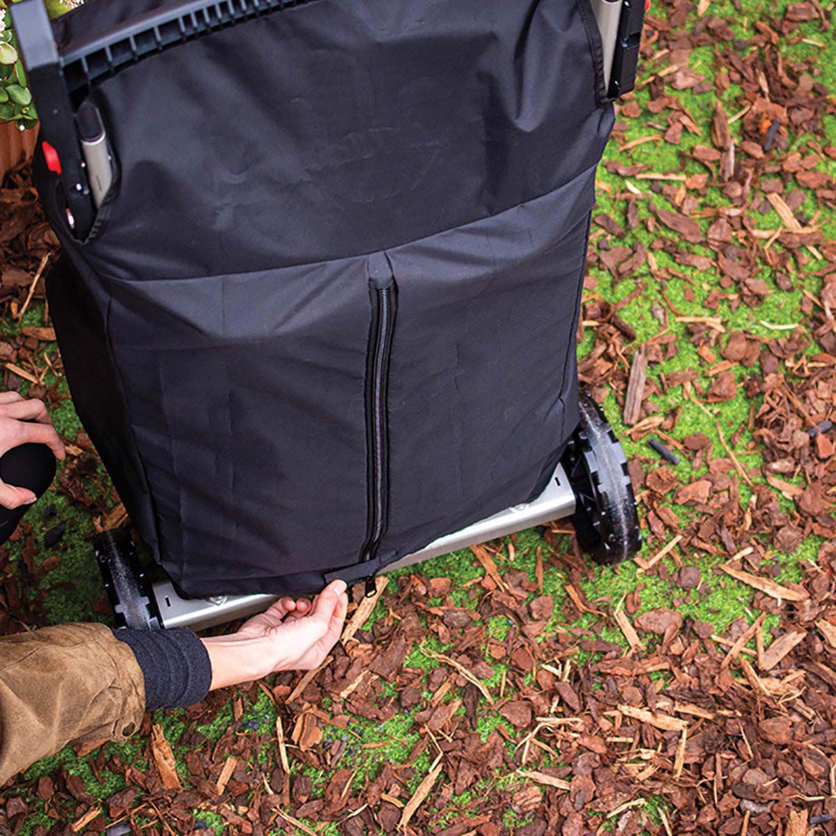 Weber Traveler Cover, , bcf_hi-res