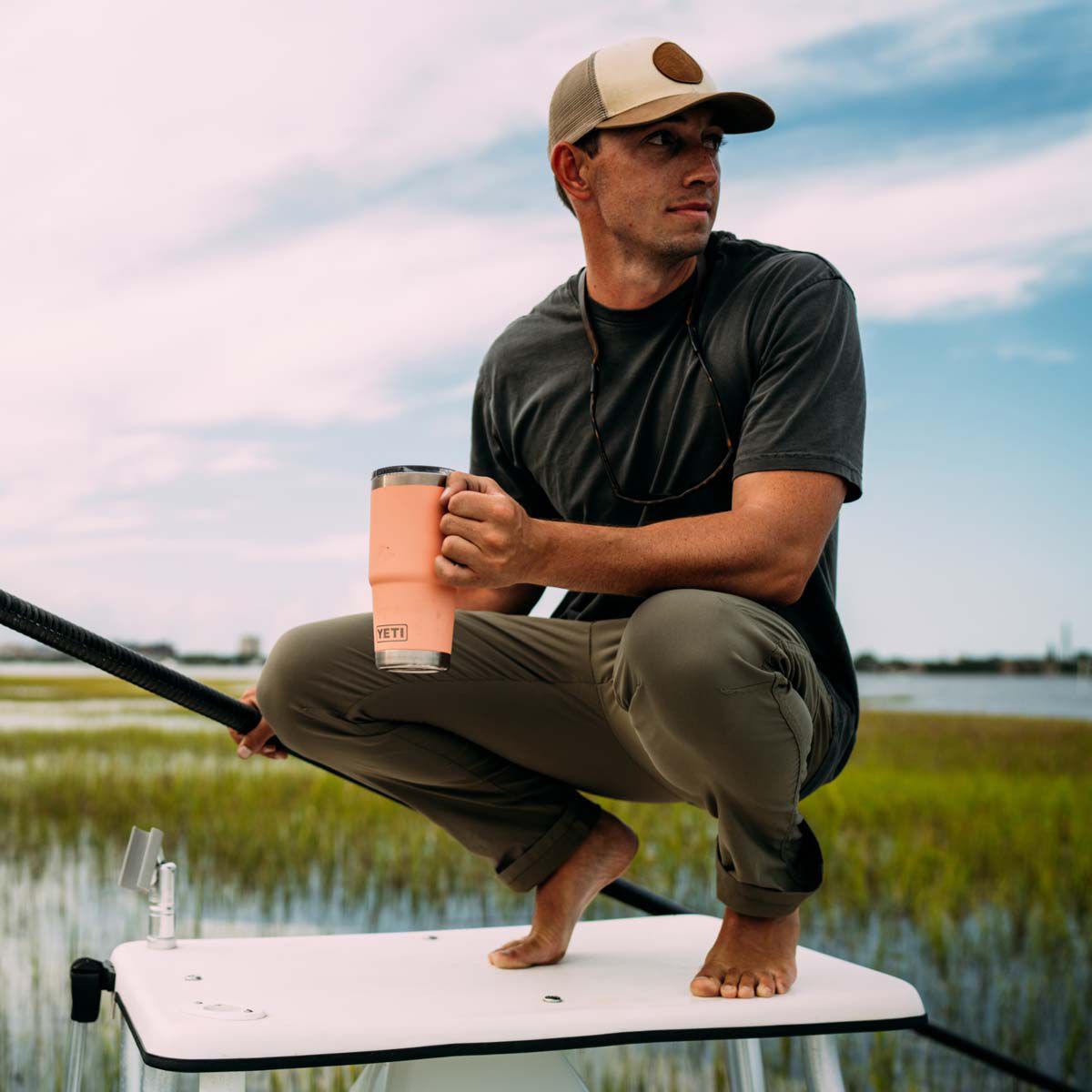 YETI&reg; Rambler&reg; Travel Mug 20 oz (591ml) with Stronghold&trade; Lid, Low Country Peach, bcf_hi-res