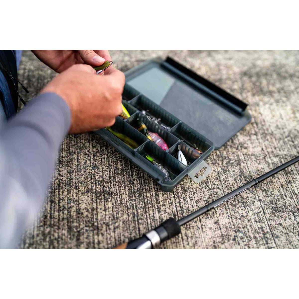 Versus VS-820ND Tackle Box Black, Black, bcf_hi-res
