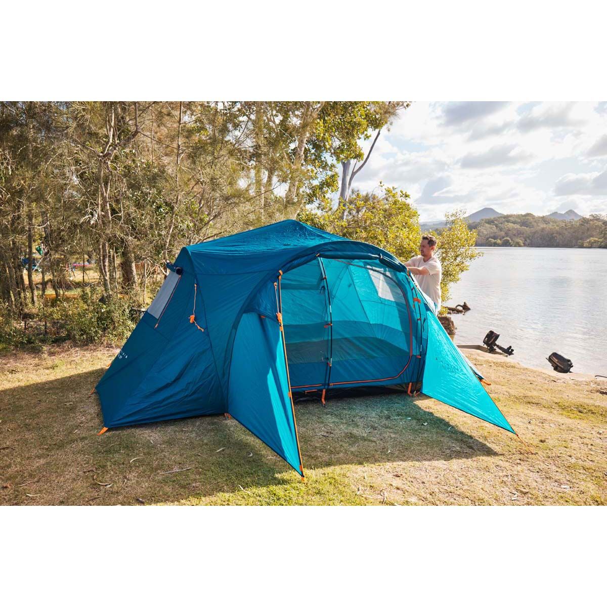 Wanderer Dash 8 Person Tent, , bcf_hi-res