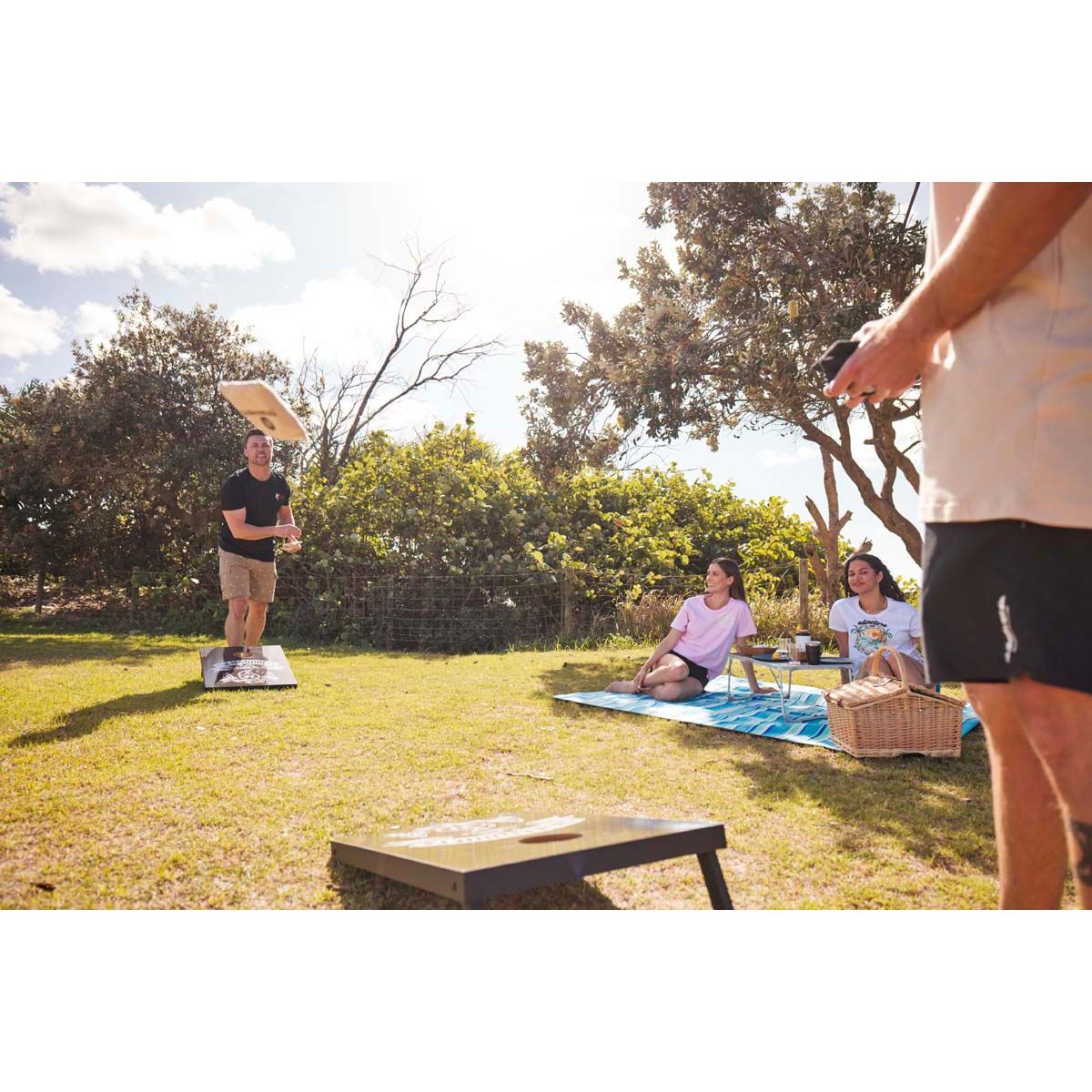The Mad Hueys Bag Toss Game, , bcf_hi-res