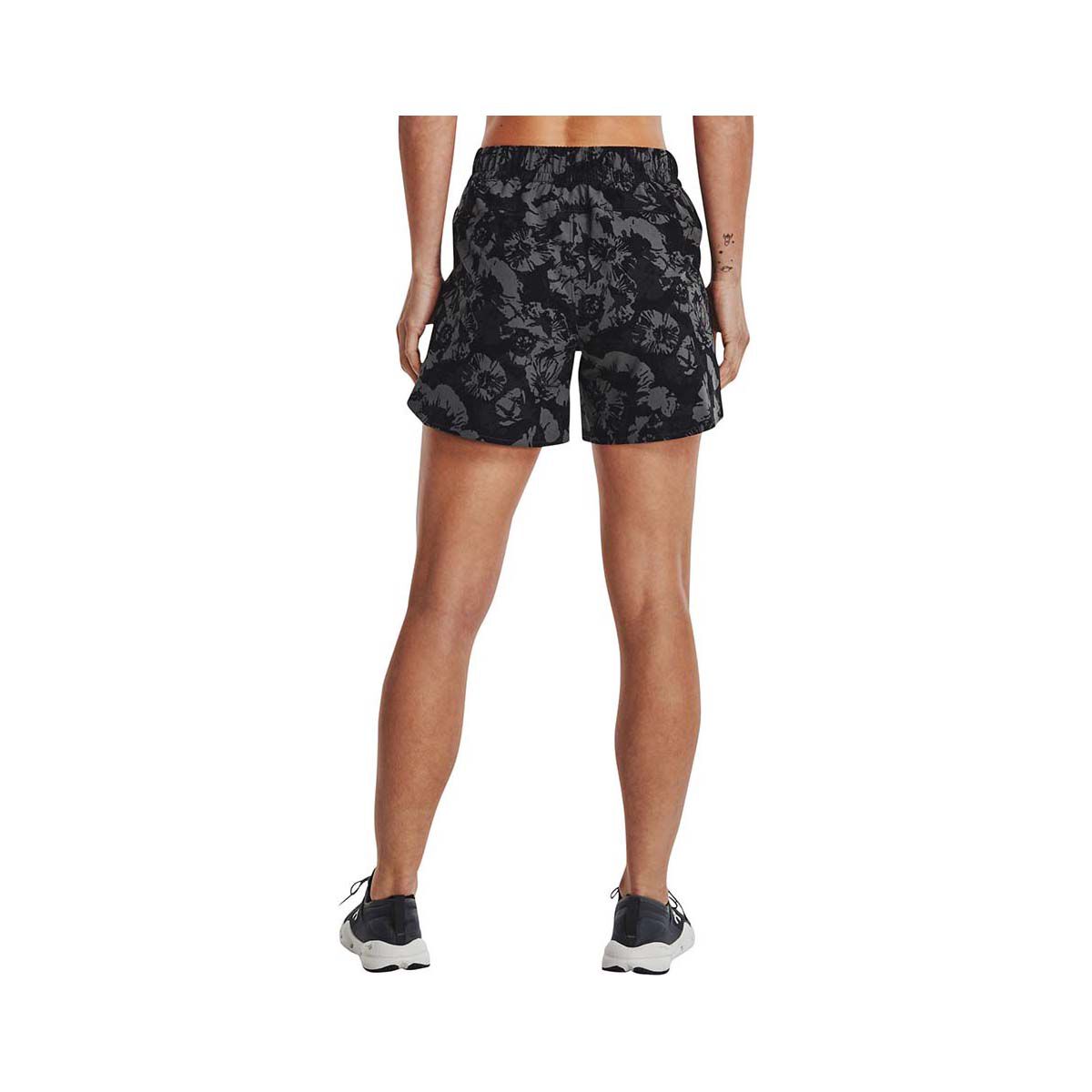 Under armour fusion shorts top