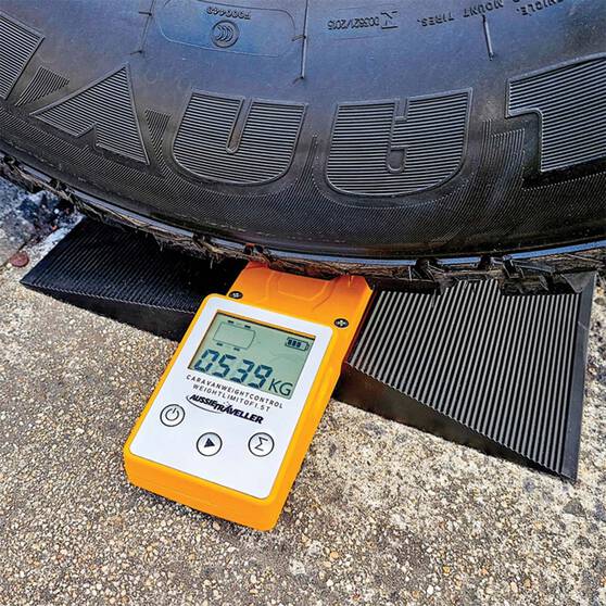 Aussie Traveller 1500kg Digital Scale, , bcf_hi-res