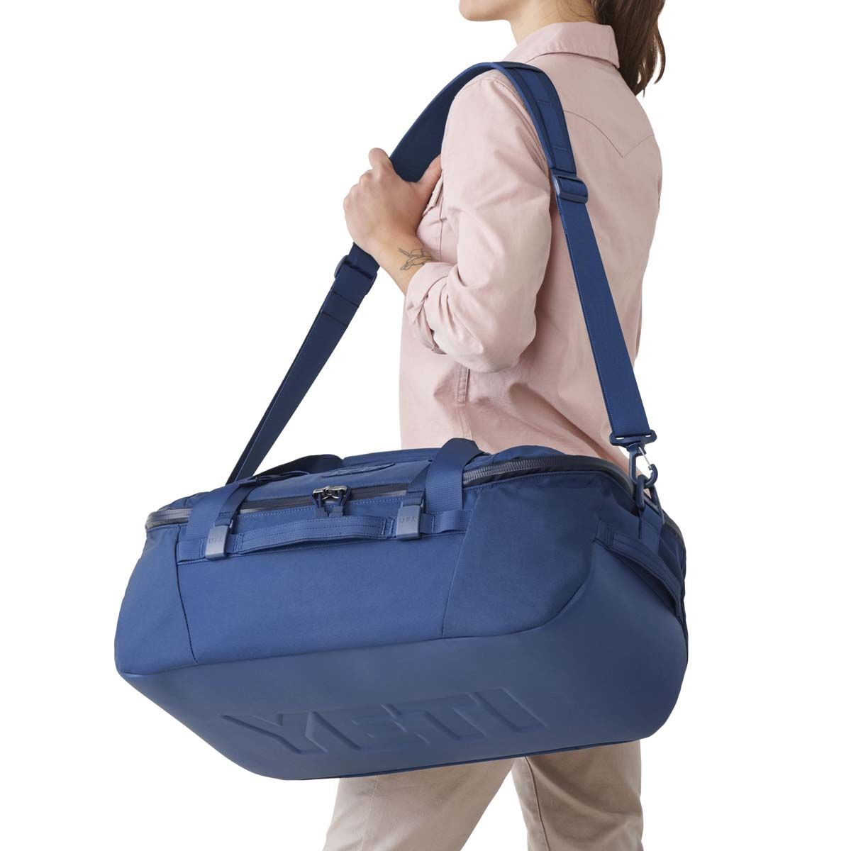 YETI&reg; Crossroads&reg; 40L Duffel Navy, Navy, bcf_hi-res