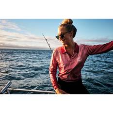 The Mad Hueys Women’s Flying Fish Fishing Jersey, Coral Pink, bcf_hi-res