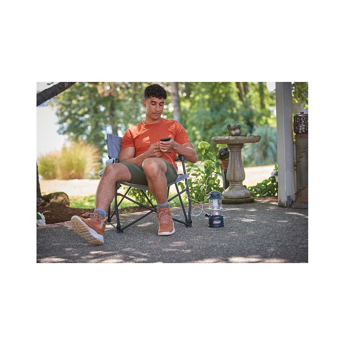 Coleman Classic 800L Rechargeable Lantern, , bcf_hi-res