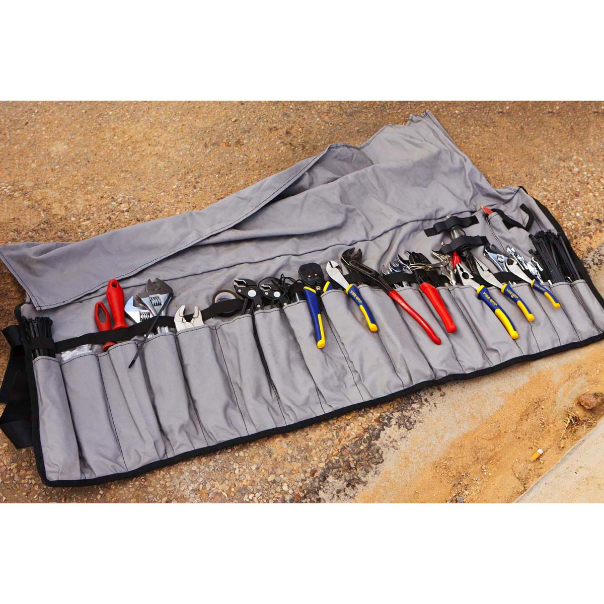 MSA Large Tool Roll, , bcf_hi-res