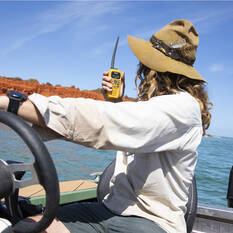 Uniden Dual Band VHF/UHF Radio 5/1W Waterproof MHS157, , bcf_hi-res