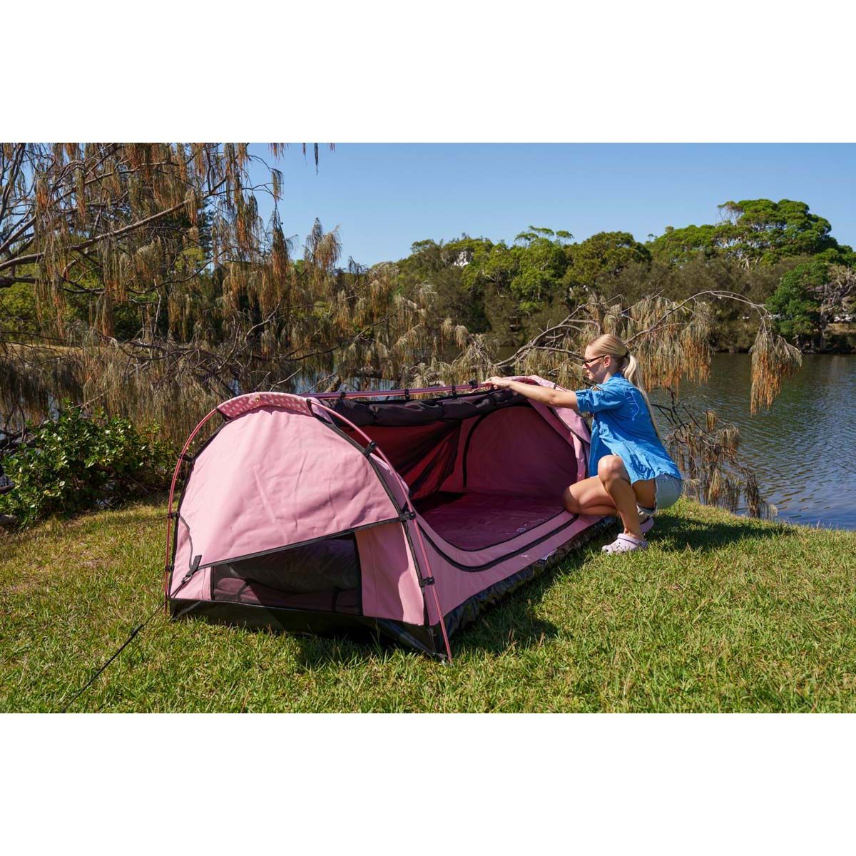 Wanderer Single Rose Pink Swag, , bcf_hi-res