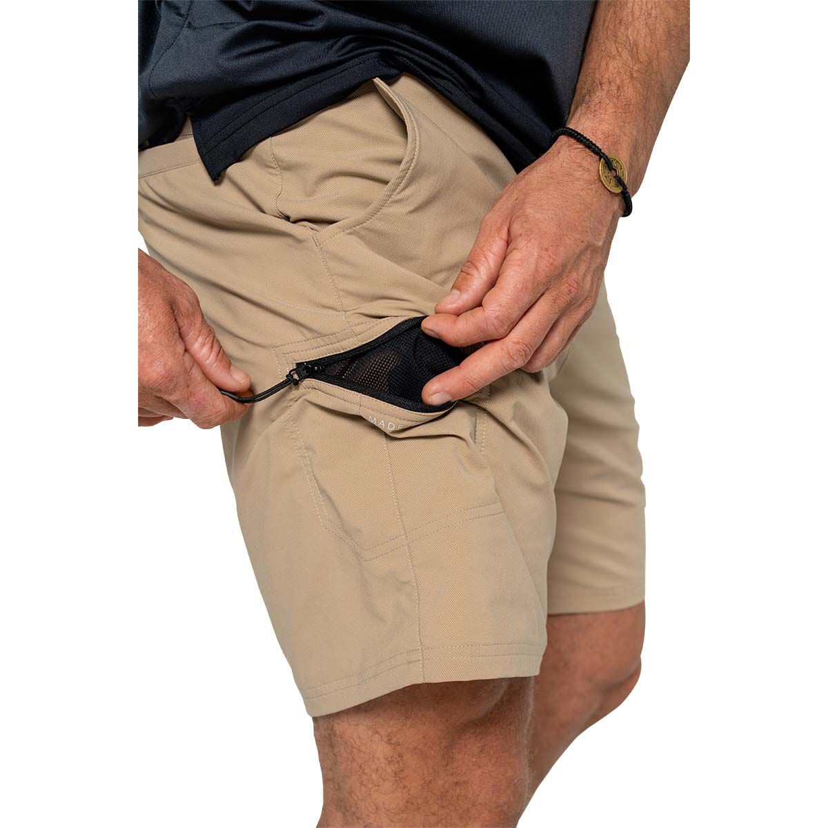 Oakley Men&rsquo;s Elements Hybrid Shorts 19in, Rye, bcf_hi-res