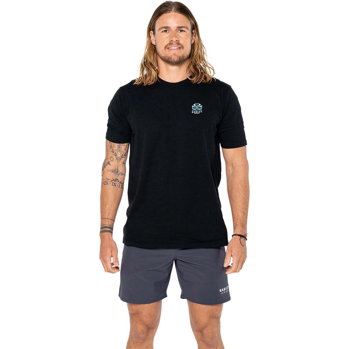 Oakley Men&rsquo;s Elements Waves Short Sleeve Tech Tee Blackout S, Blackout, bcf_hi-res