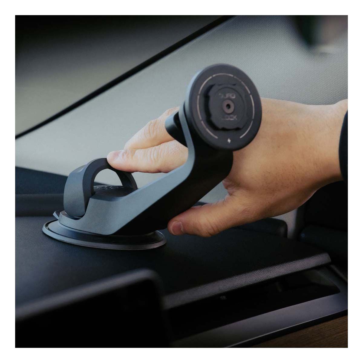 Quad Lock Windscreen / Dash Car Mount, , bcf_hi-res