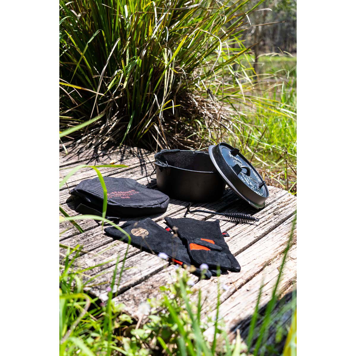 Campfire Premium Camp Oven 9 Quart Kit BCF