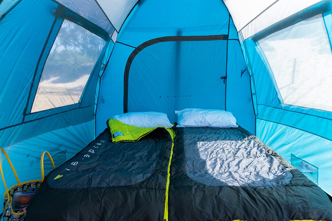 Winter swag camping Winter swag camping