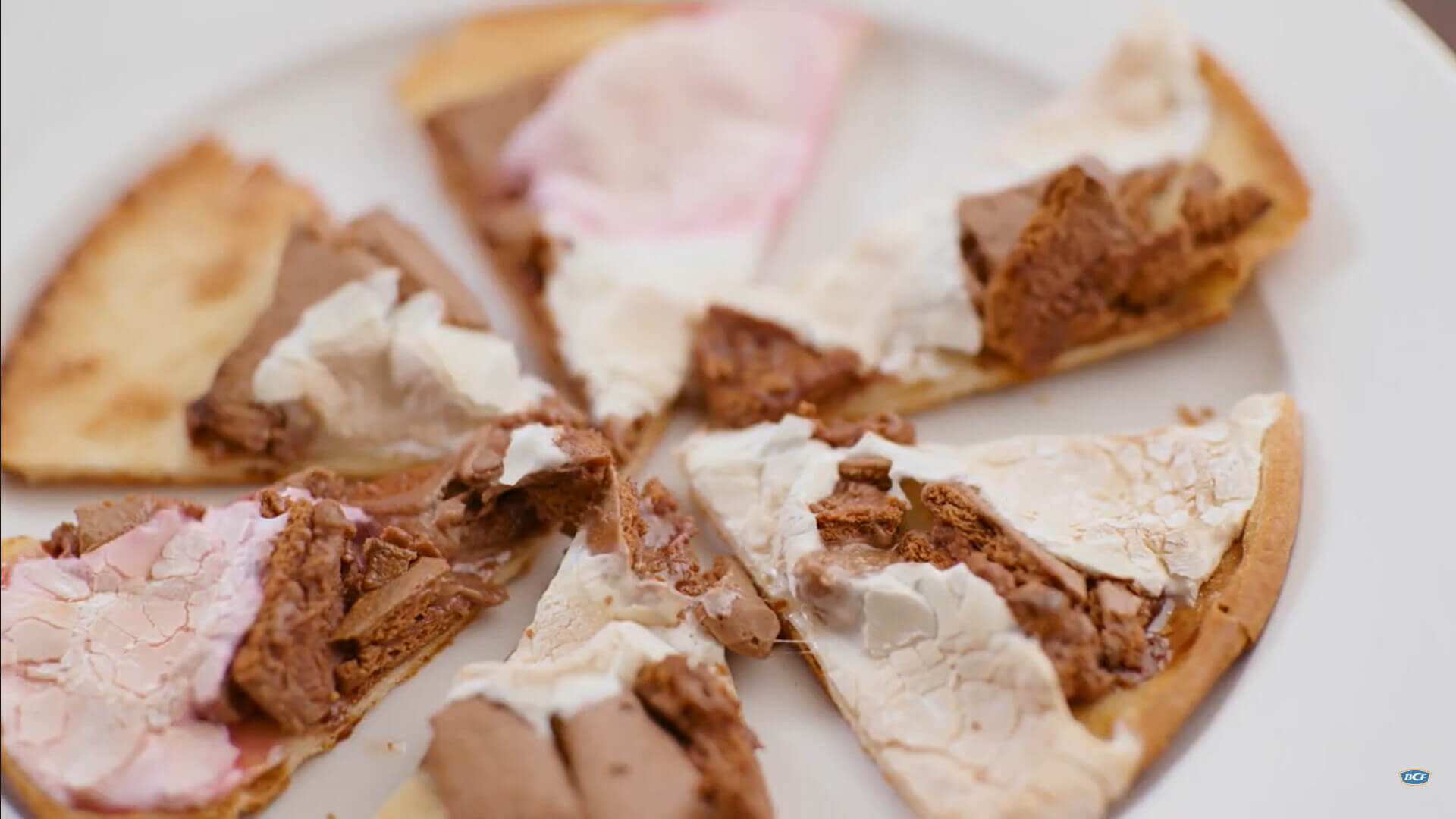 S'mores dessert pizza cooking on Ozpig