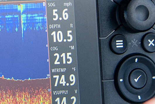 Display depth, position, battery voltage and more