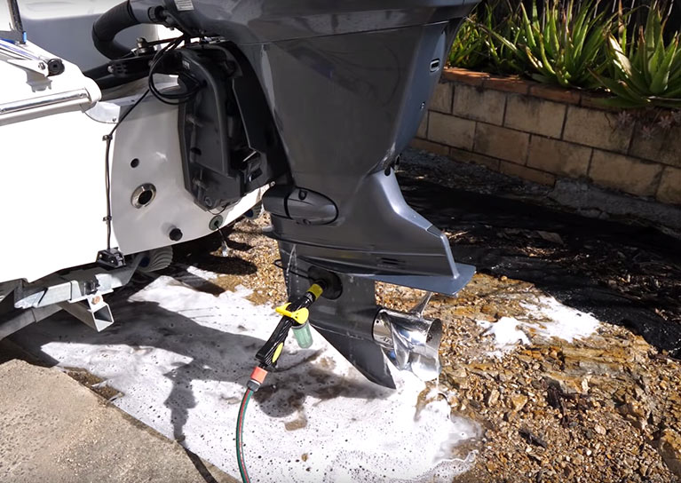 How to flush your motor Be A BCFing Expert BCF Australia